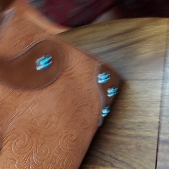 Western Tooled Handbag - Picture 6 of 13